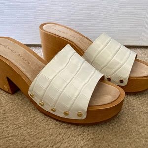 Veronica Beard  HannaleeCrocEmbossed Leather Clogs